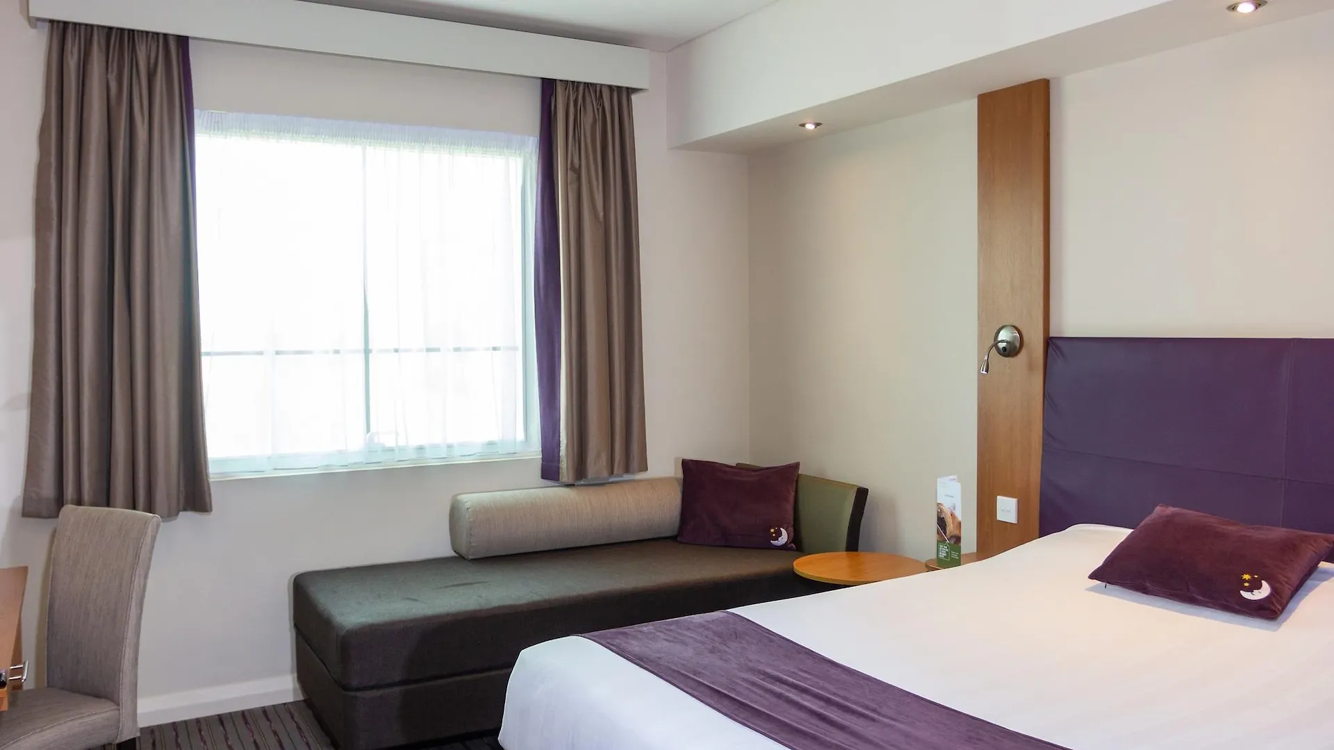 *** Hotel Premier Inn Dubai International Airport United Arab Emirates